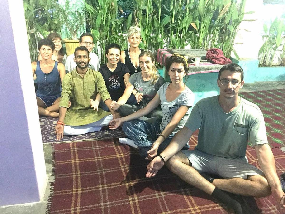 Hotel Yogi Lodge Khajurāho Eksteriør billede