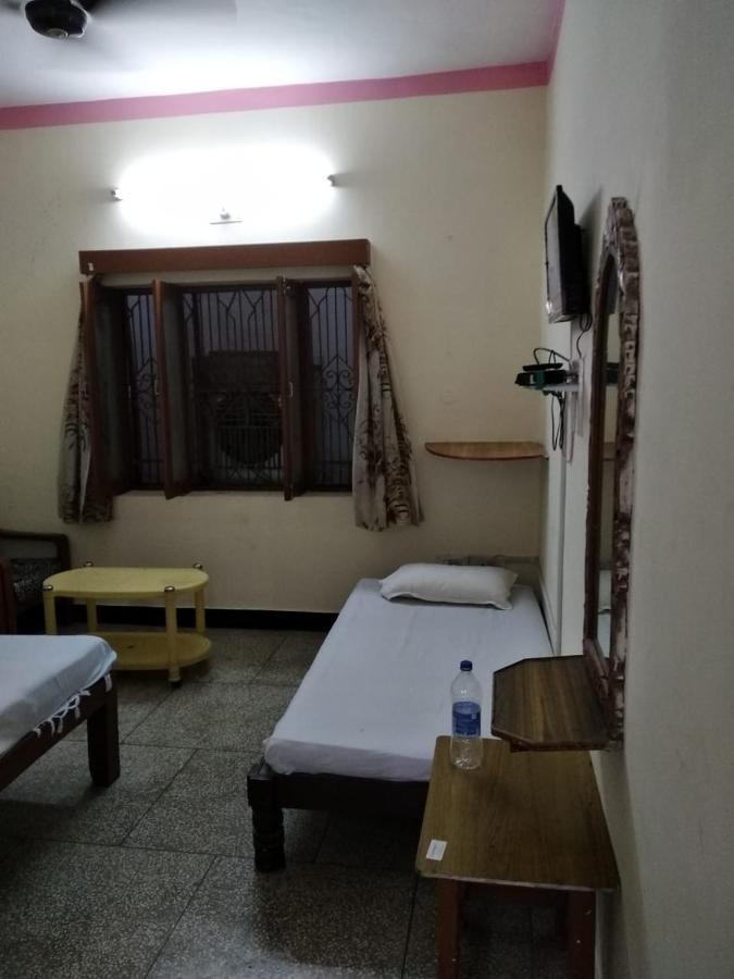 Hotel Yogi Lodge Khajurāho Eksteriør billede